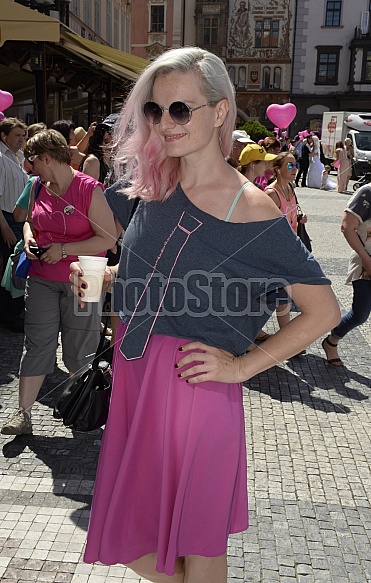 Avon 2015 pochod Absolonova Stasova Pazderkova Filipova Partysova Bohdalova Sipkova Bocanova Etzler Avon 2015 pochod Absolonova Stasova Pazderkova Filipova Partysova Bohdalova Sipkova Bocanova Etzler