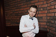 Simek krest Pazza Idea Csakova Krampol Travnicek syn pritelkyne Noid Decastelo Matiolly Dodi Okamura